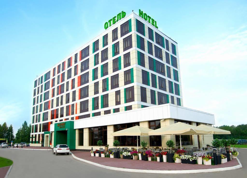 Skyport Hotel Obskiy Bagian luar foto